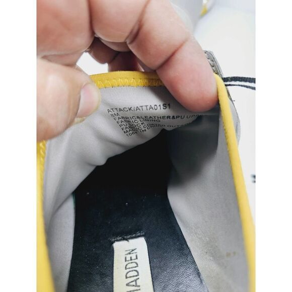 Steve Madden Women 8 - Picture 2 of 9